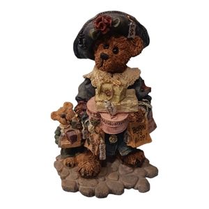 Boyds Bears and Friends,  Bearstone Collection, Grace & Jonathan : Born To Shop"
